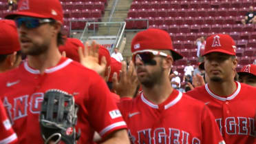 Drew Pomeranz secures the Angels 9-6 win