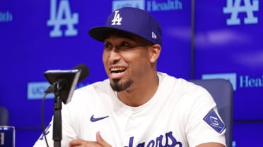 Edwin Díaz discusses signing with the Dodgers
