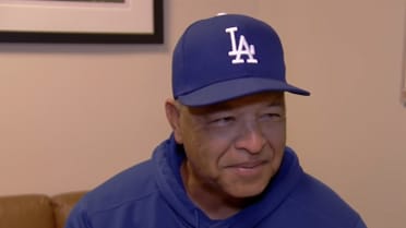 Dave Roberts discusses the Dodgers' 4-2 win