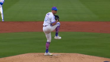 Kris Bubic strikes out Murakami in the 1st