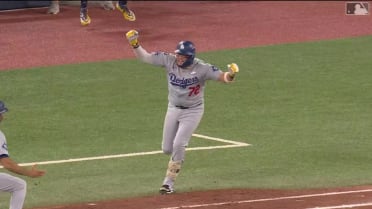 Miguel Rojas lo empata con un jonrón