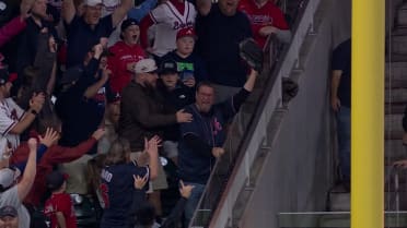 Braves fan makes a sweet catch