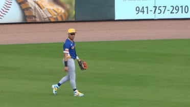 Brayan Buelvas' diving catch