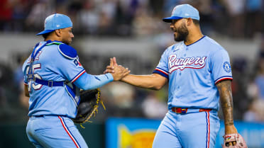 Luis Curvelo completa el blanqueo de los Rangers