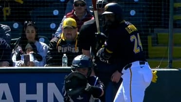 Marcell Ozuna tallies RBI on first hit of spring