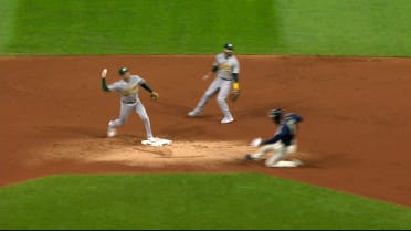 Mason Barnett induces DP to escape jam in 1st