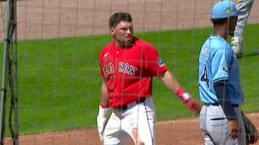 Caleb Durbin advances to third on throwing error