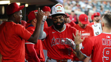 Jo Adell's home run confirmed after review (24)