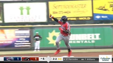 Jett Williams' two home run game