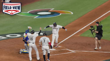 Field View: Shota Morishita's three-run home run