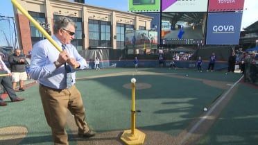 SNY broadcasters play Wiffle ball