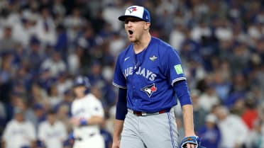 Jeff Hoffman strands potential winning run in 10th