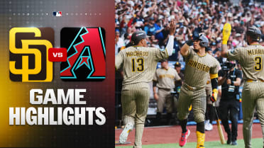 Padres' rally in the 7th powers their 6-4 victory