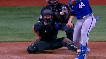 Dairon Blanco is not hit by a pitch after a review
