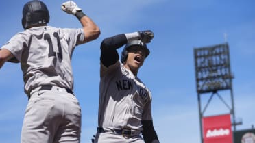 Curtain Call: Yankees score four runs in the 9th