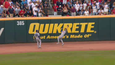 Andy Pages' running catch in the 3rd