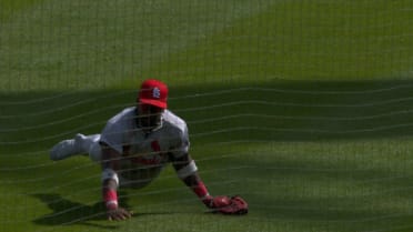 Sensacional atrapada de Jordan Walker