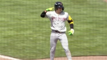 Marco Dinges tallies three hits