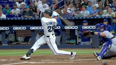 Kyle Stowers extends on-base streak to 18