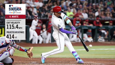 Ketel Marte belts 414-foot home run