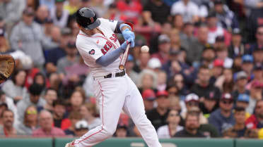 Angels acquire Vaughn Grissom from Red Sox