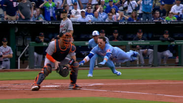 Witt Jr. hits an INSIDE-THE-PARK HOMER! 😱