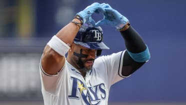 Yandy Díaz's leadoff home run (15)