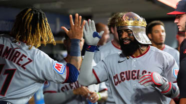 Jo Adell's solo home run (17)