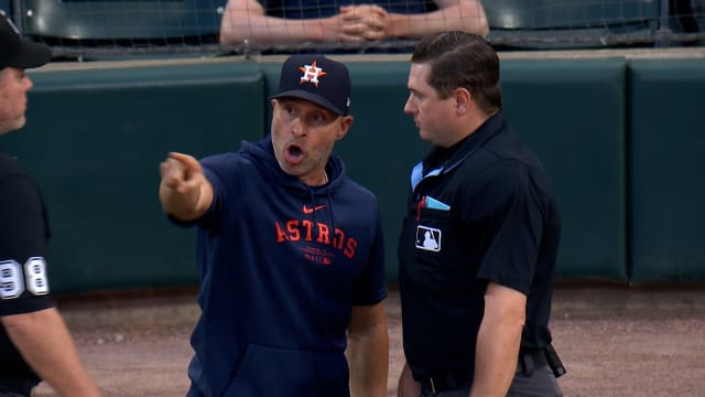 Joe Espada ejected in 3rd inning
