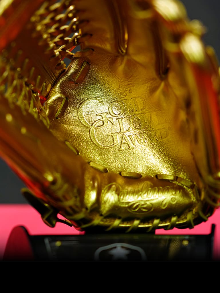 Gold deals glove mlb