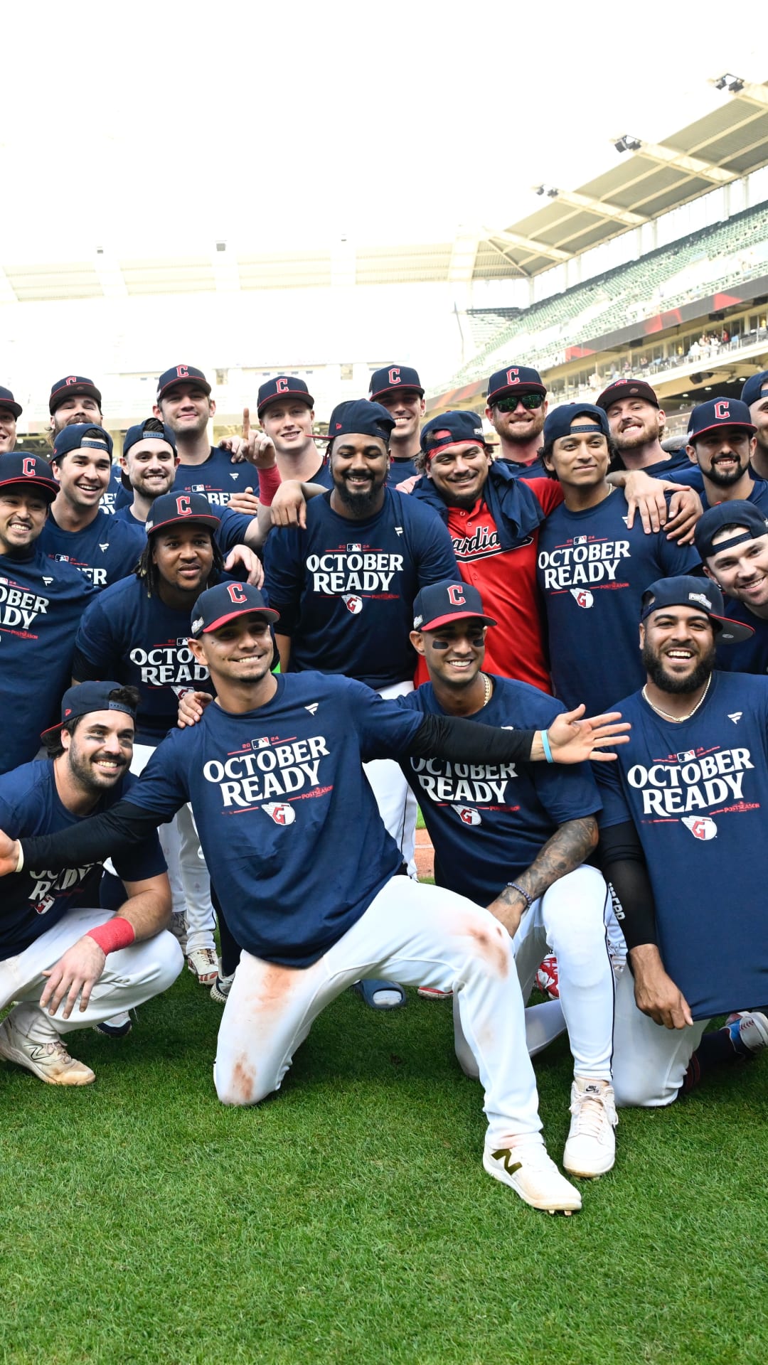 Juan Soto hits inspiring HR, then Jazz Chisholm Jr. walks it off for Yankees