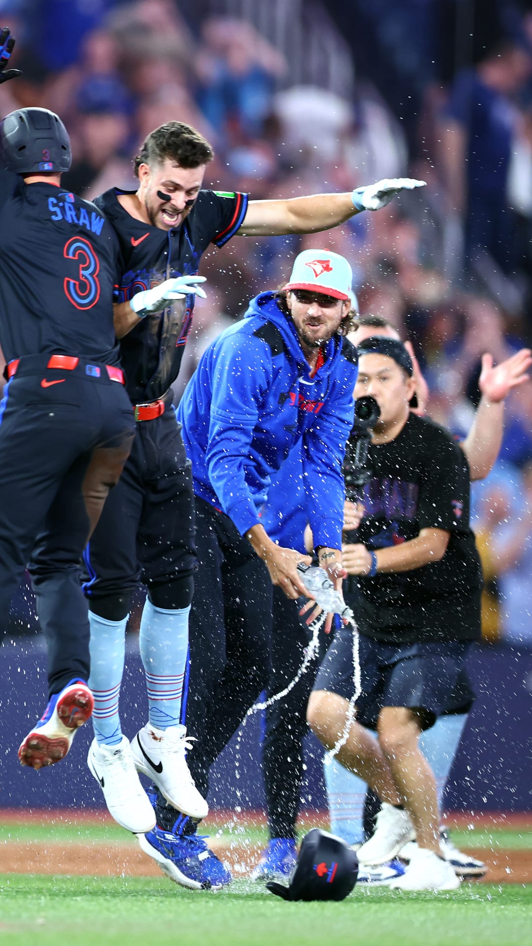 ザック・ネト、マリナーズ戦でサヨナラヒット