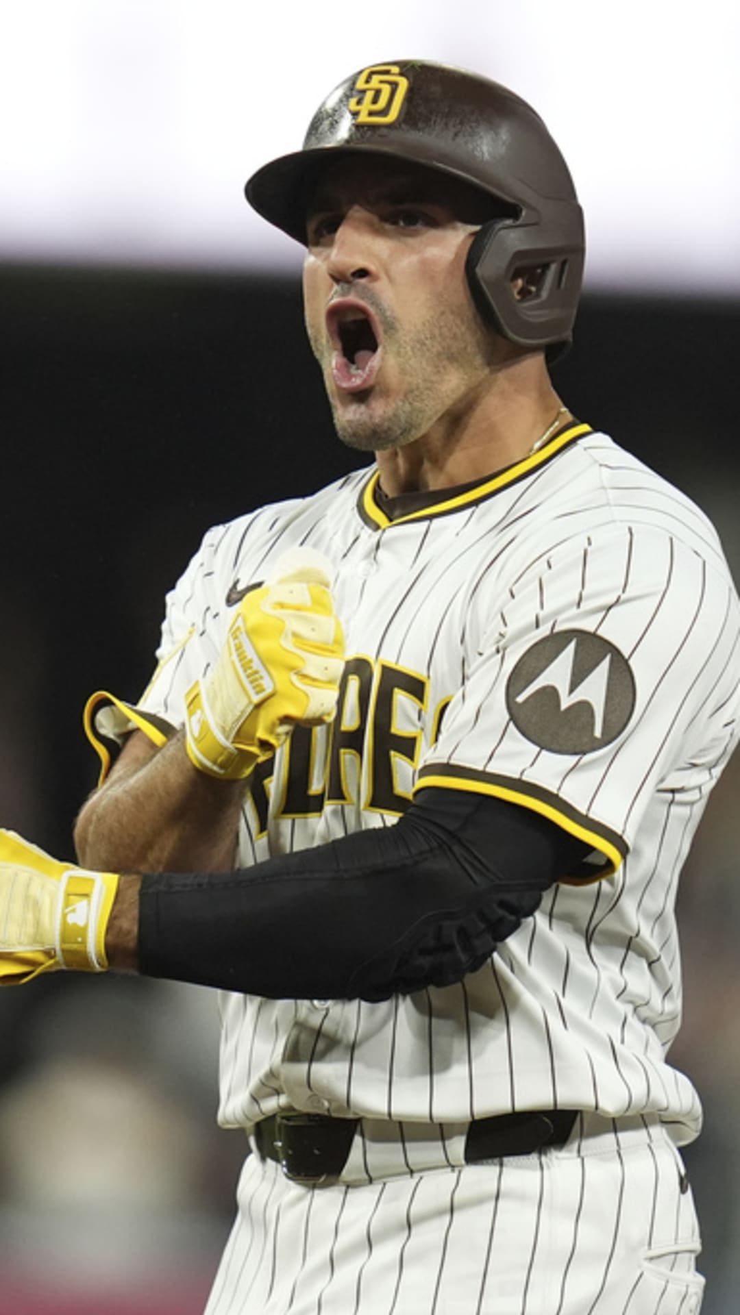 エンゼルスザックネトのボブルヘッド ザック・ネト、マリナーズ戦でサヨナラヒット