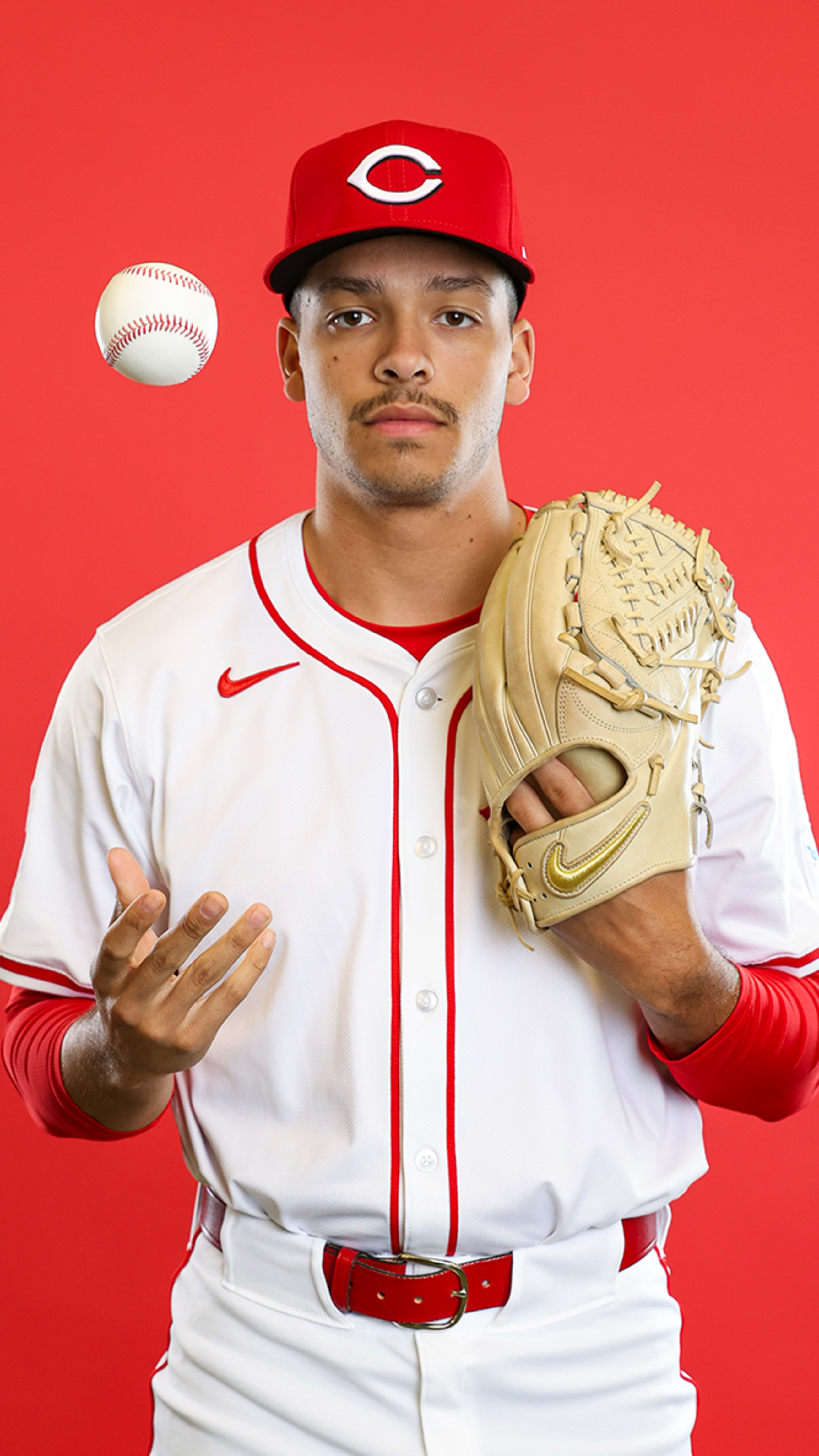 レッズの22歳チェイス・バーンズ、デビュー戦で5者連続三振