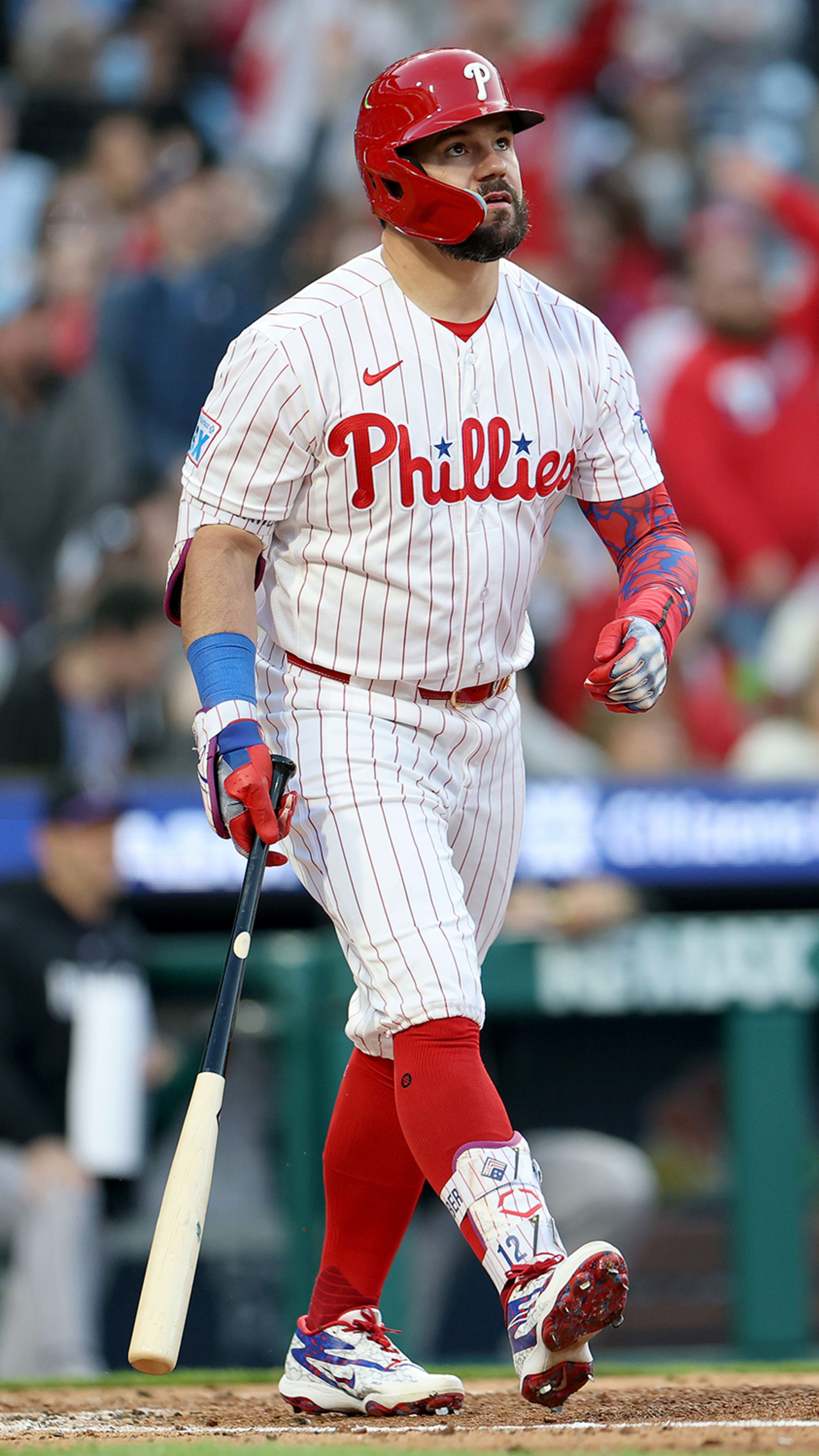 Kyle Schwarber homers in fifth straight game