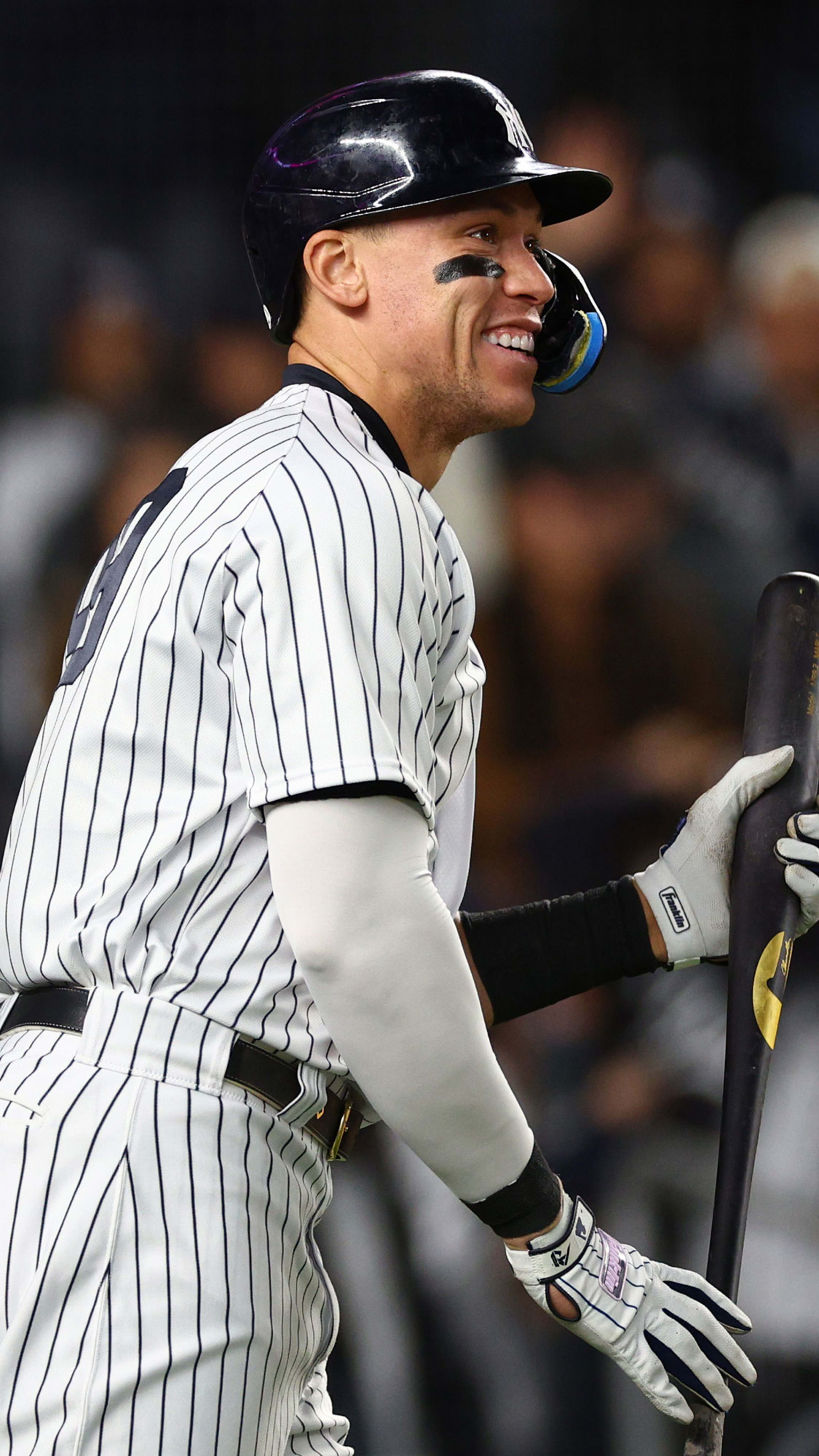 Best RF in MLB 2024: Top Right Fielders Dominating the Season