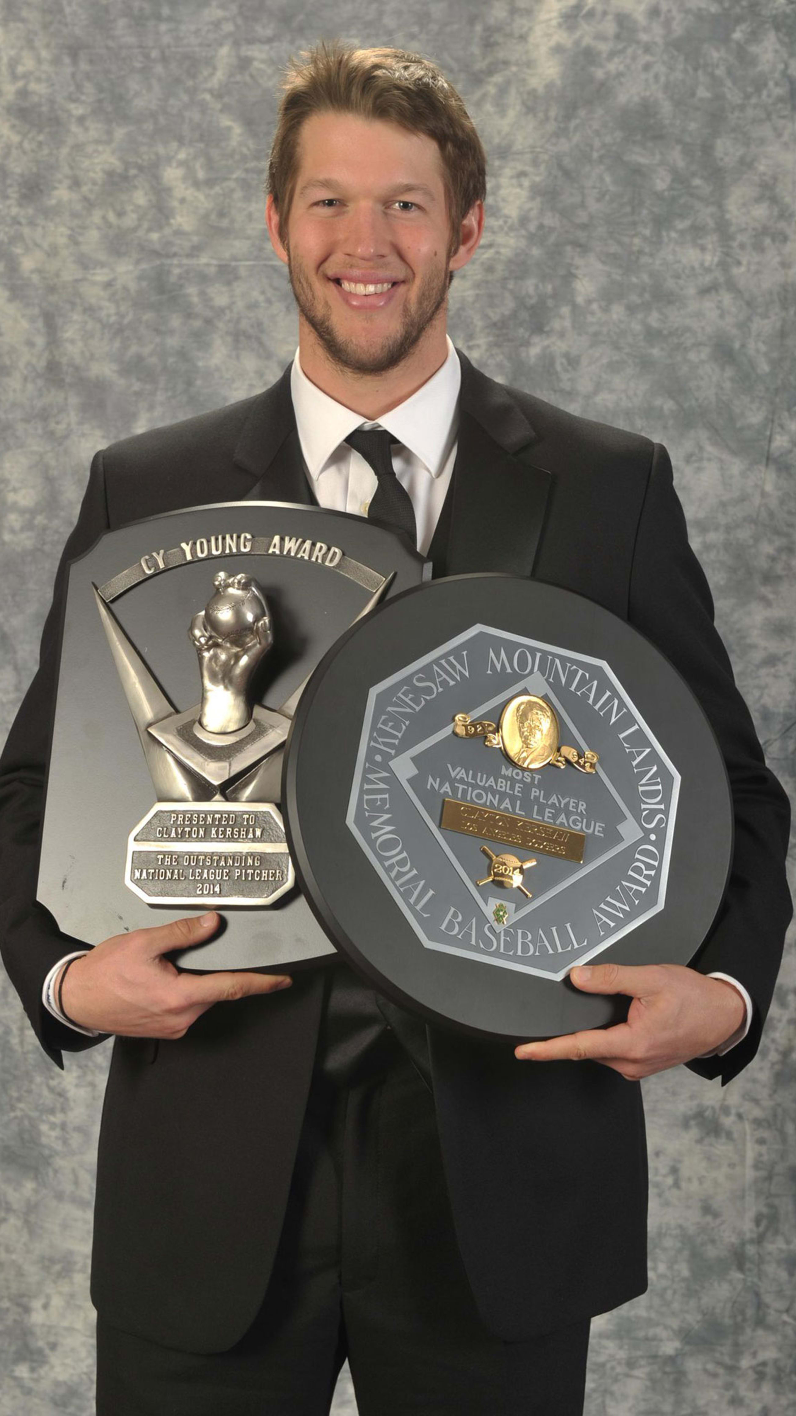Clayton Kershaw 2014 National League MVP & Cy Young Award Winner Portrait  Plus Sports Photo - Item # VARPFSAARN081
