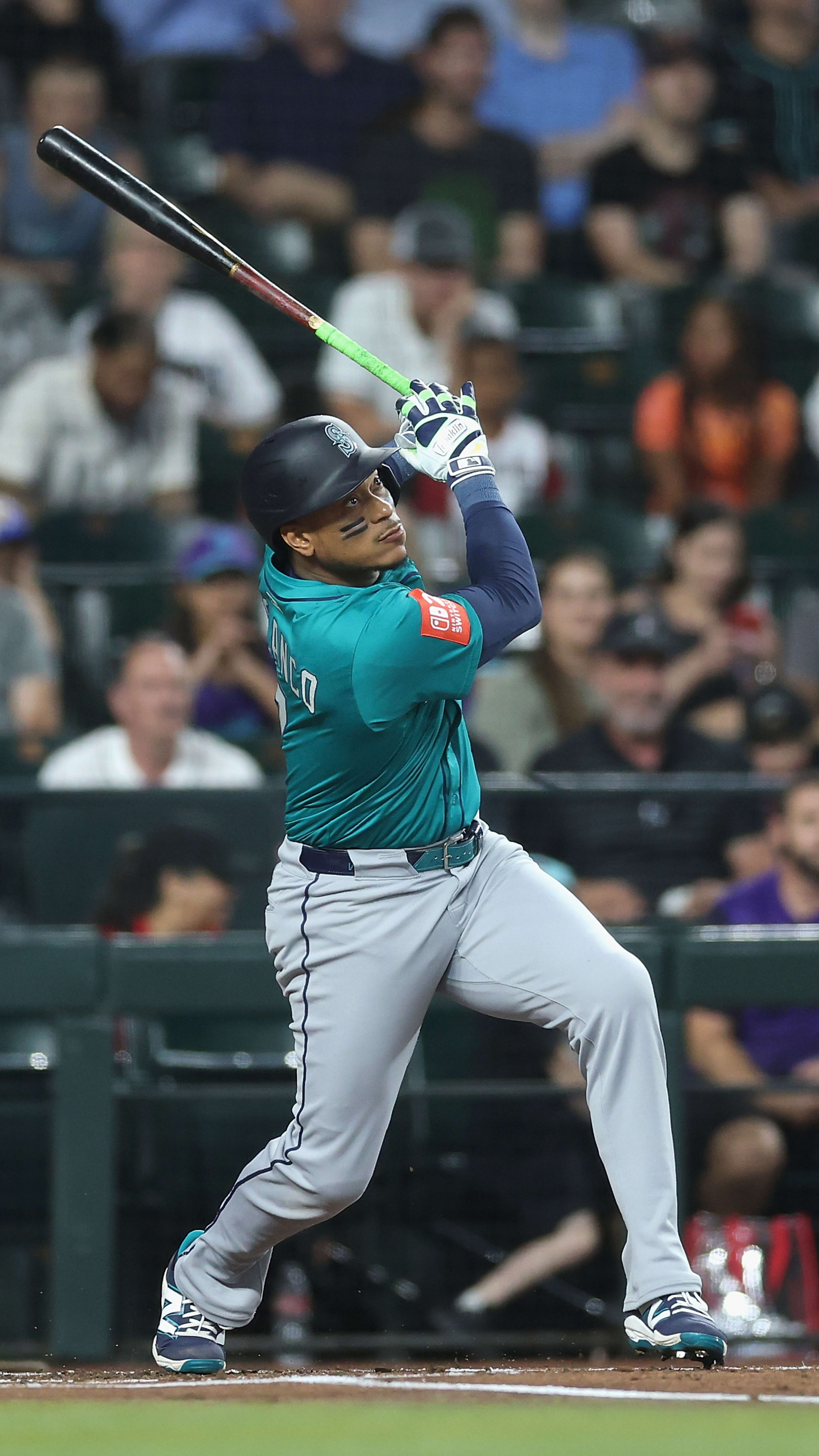 Eugenio Suárez hits go-ahead grand slam as D-backs secure sweep