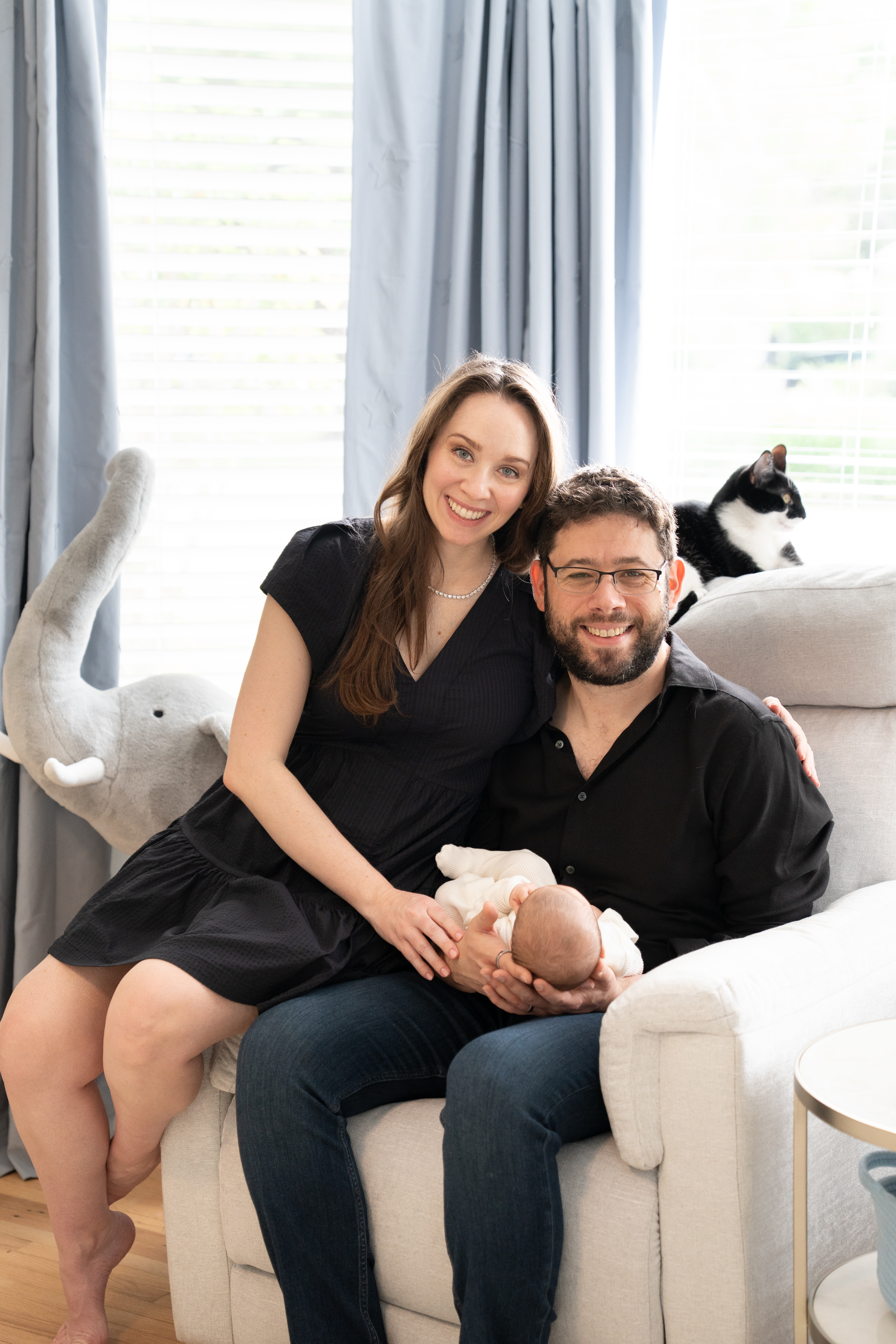 Peter Bendix with wife, Lauren, and new baby, Brody. (photo via Peter Bendix)