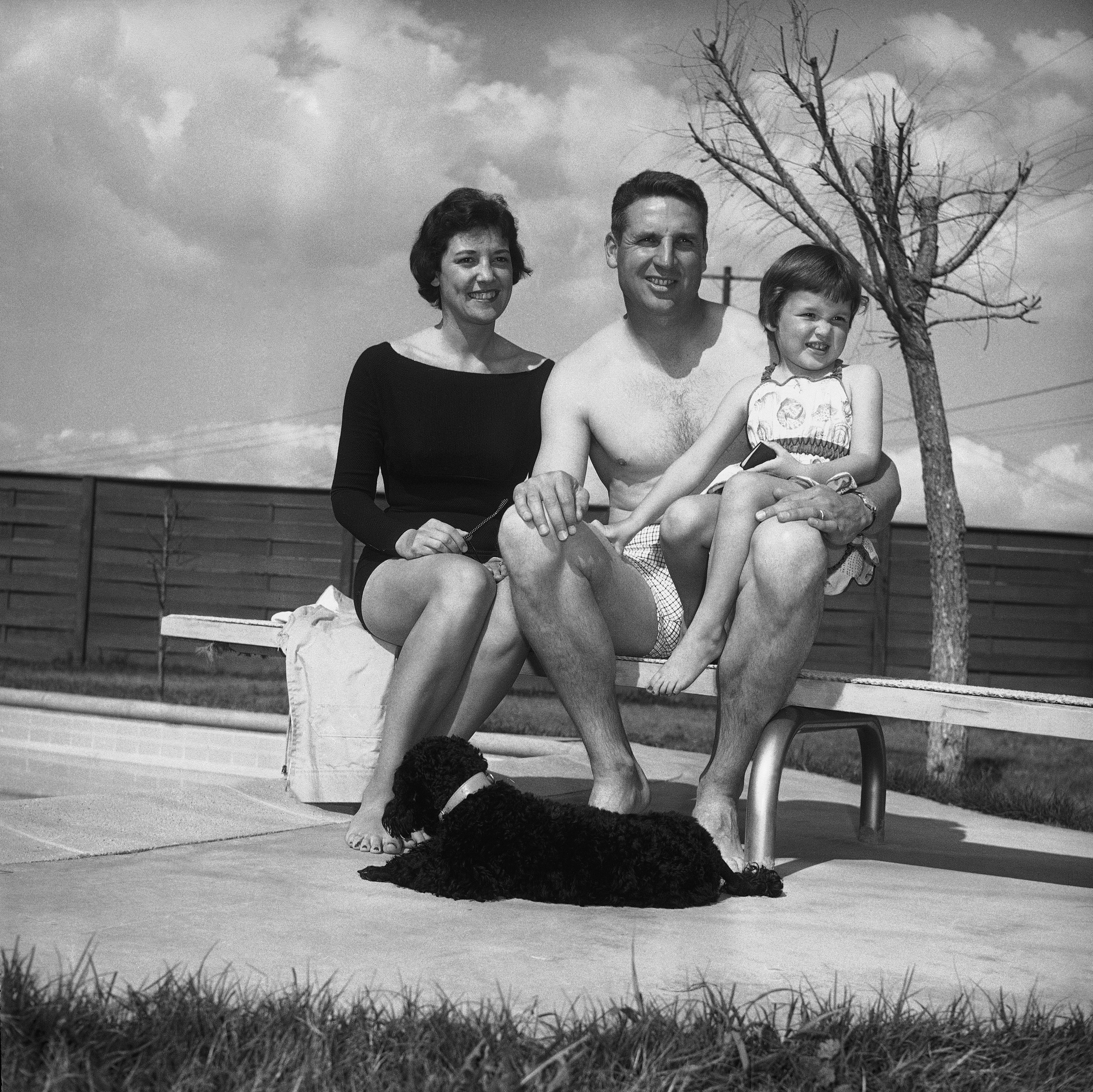 Bobby Thomson with his wife, Elaine, four-and-a-half year old daughter Nancy, and dog, Nina, in 1958.