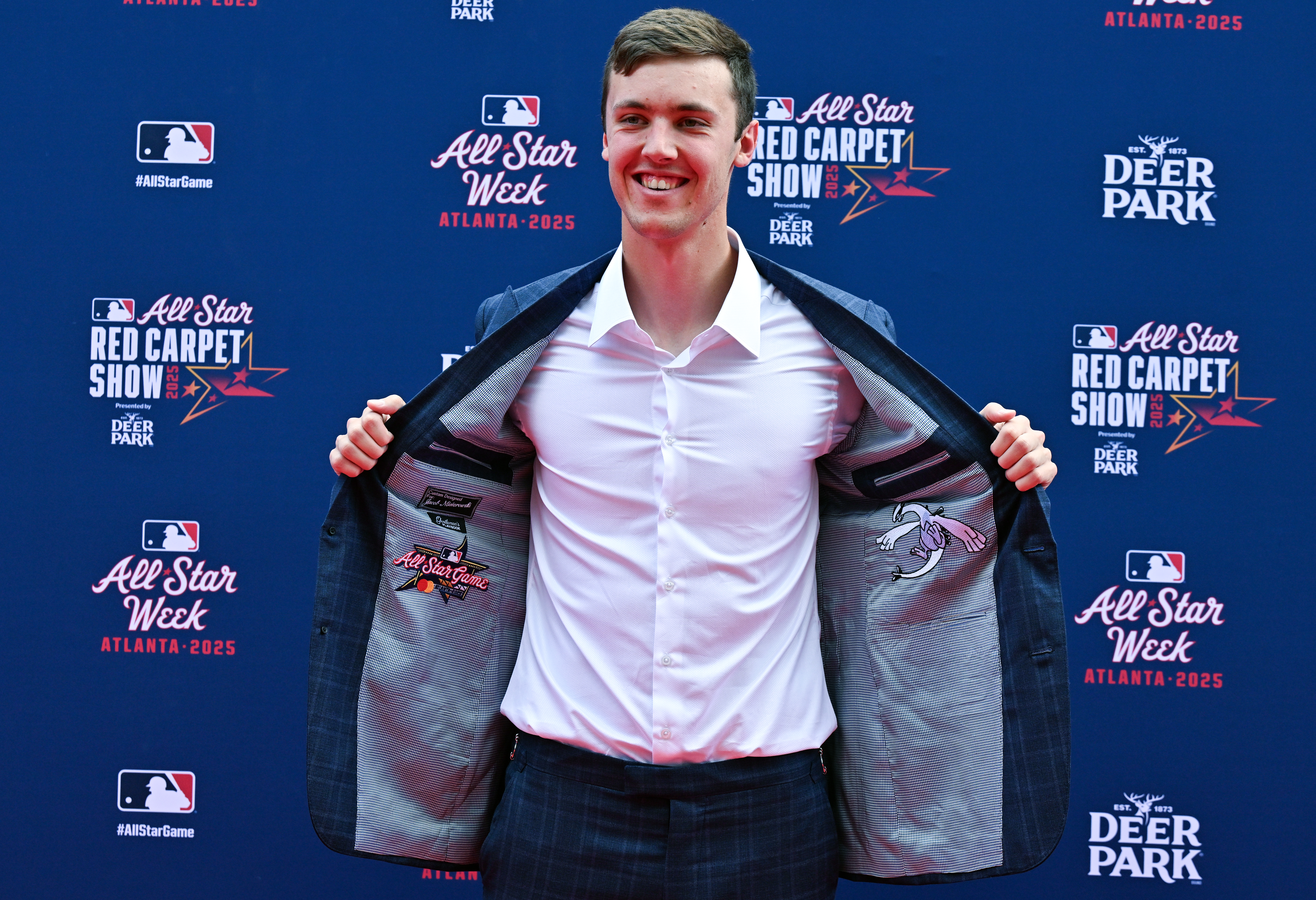 Jacob Misiorowski had the Pokémon, Lugia, on his suit jacket for the 2025 All-Star Red Carpet