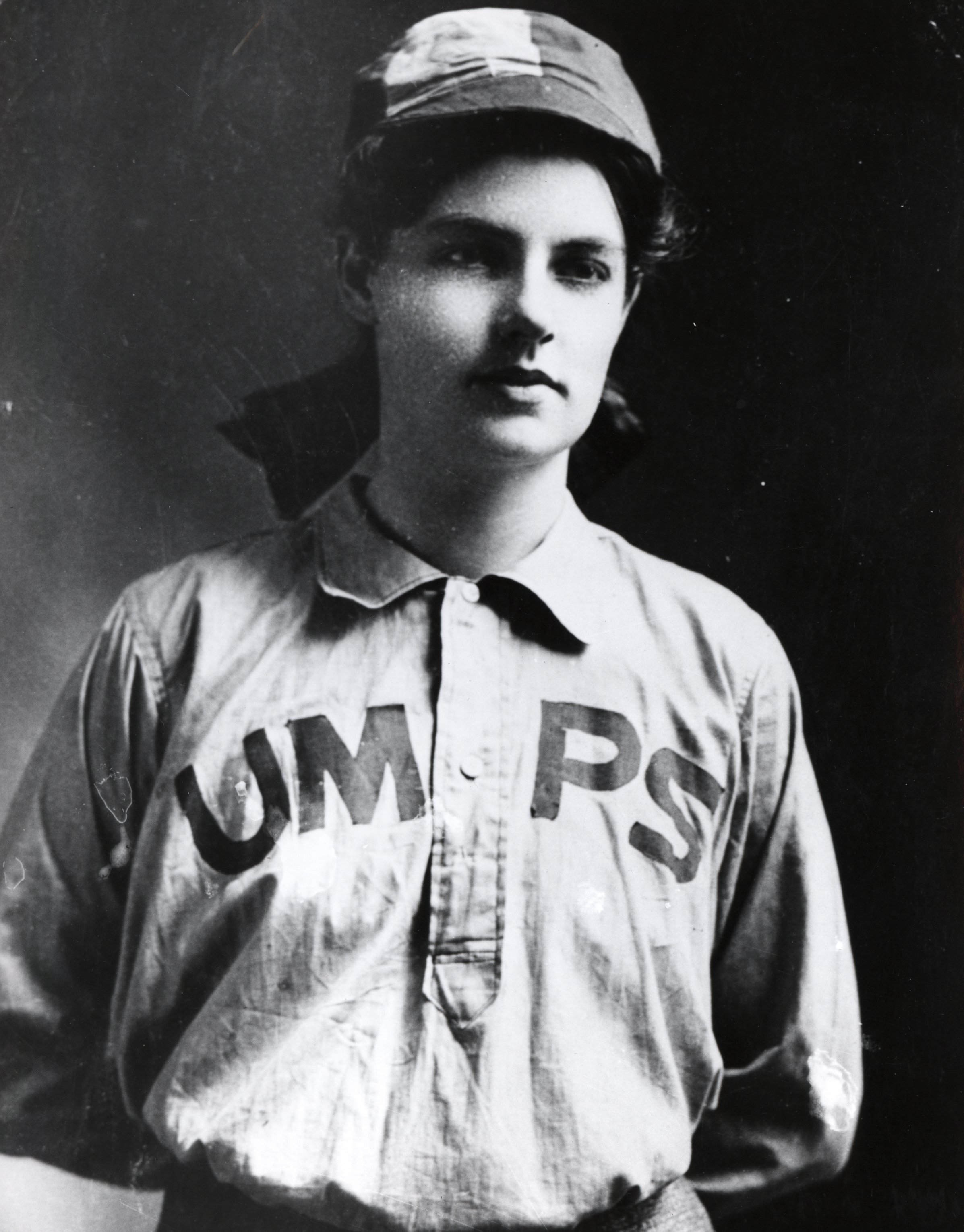 Amanda Clement in her umpiring uniform