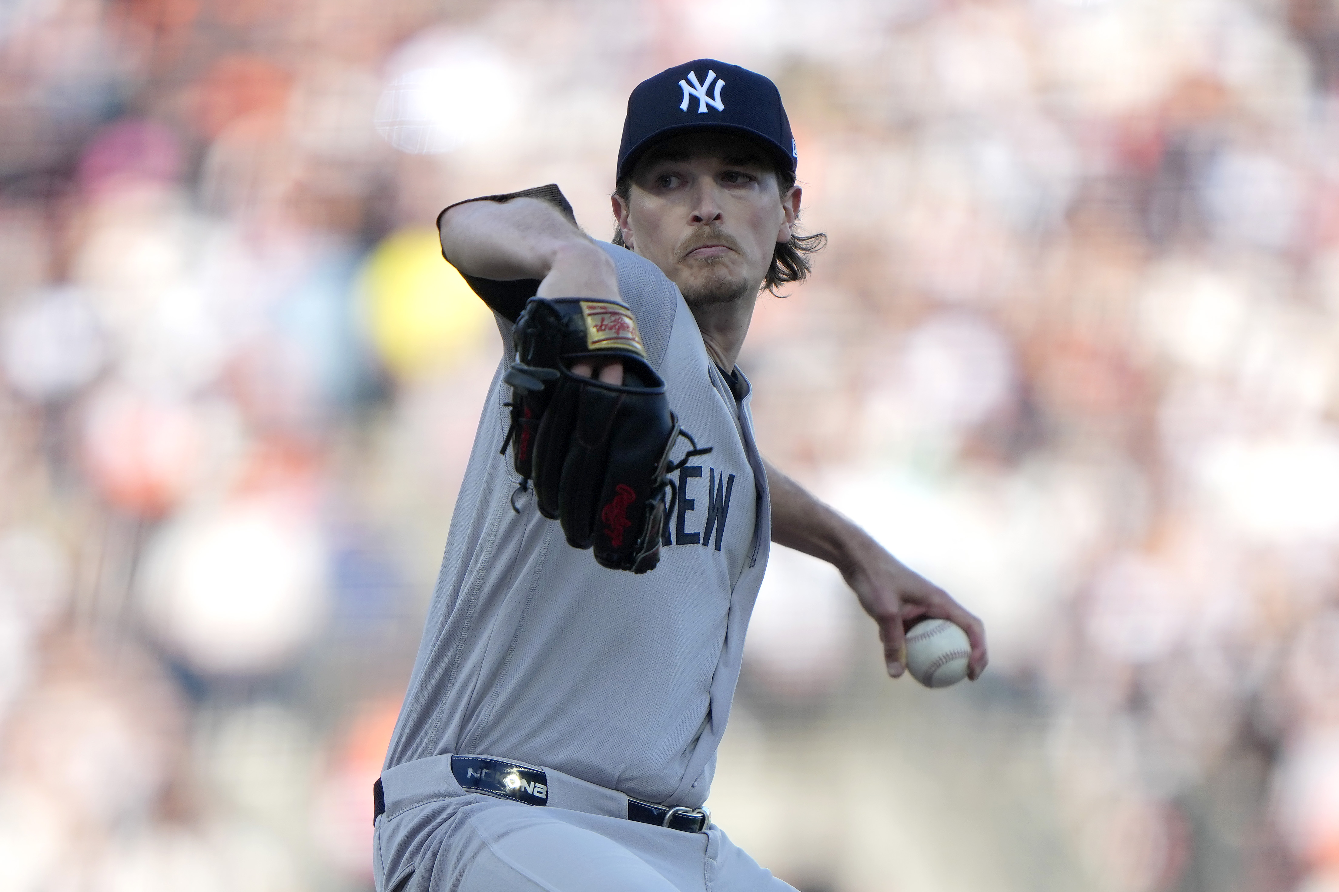 Max Fried lanzando durante el Opening Day ante los San Francisco Giants el 25 de marzo de 2026.