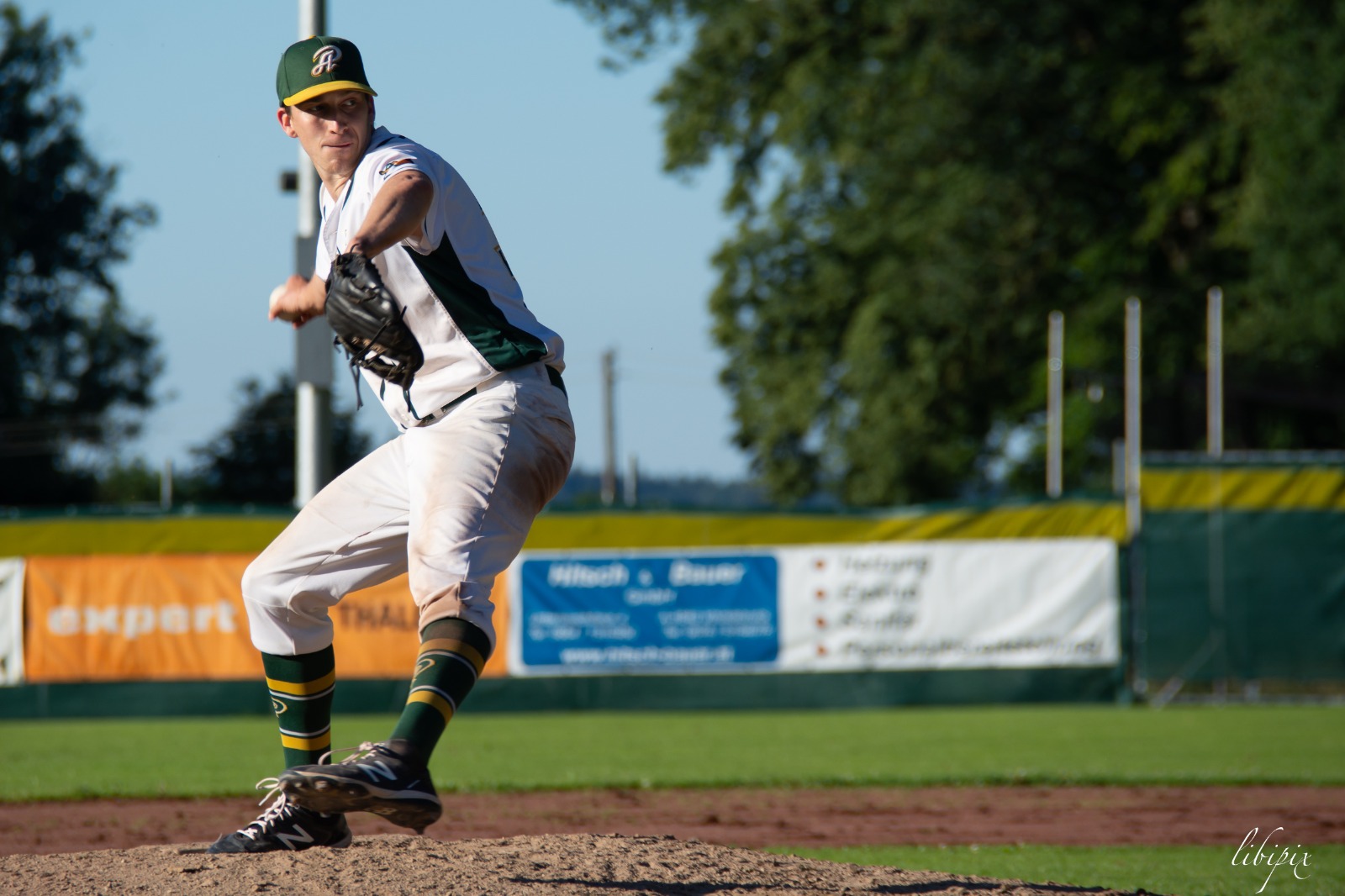 Jensen with the Attnang Athletics. Photo by Silvia Libiseller.