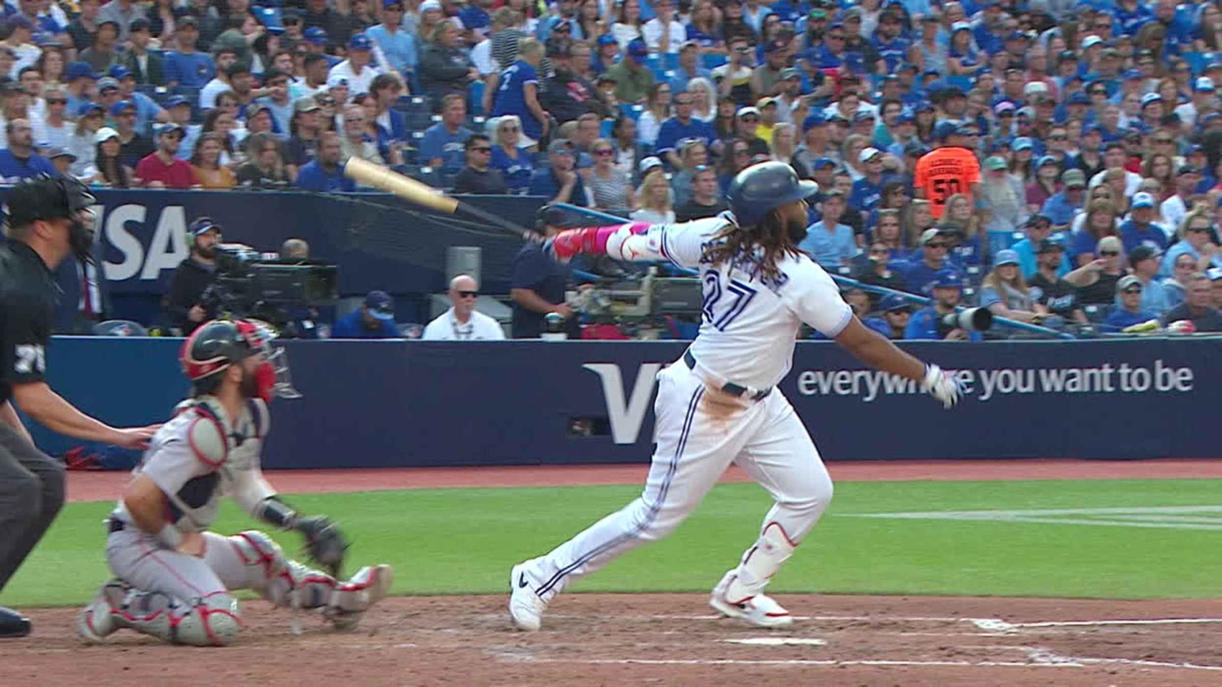 Vlad Jr.'s 447-foot home run, 09/30/2022