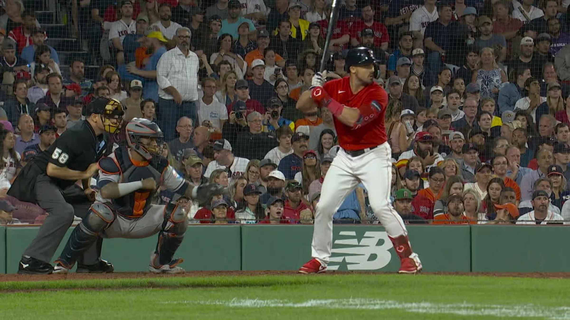 Adam Duvall hits 3 home runs for second time in 2020