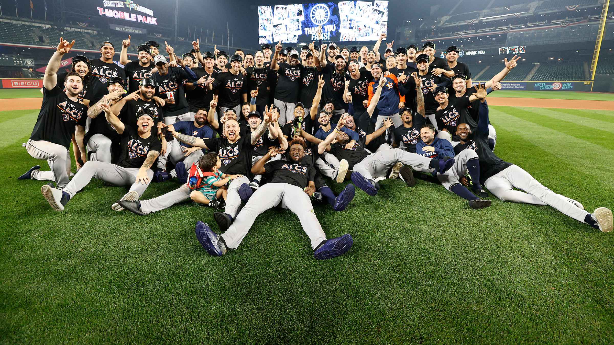 MLB Gameday: Astros 1, Mariners 6 Final Score (05/27/2022)