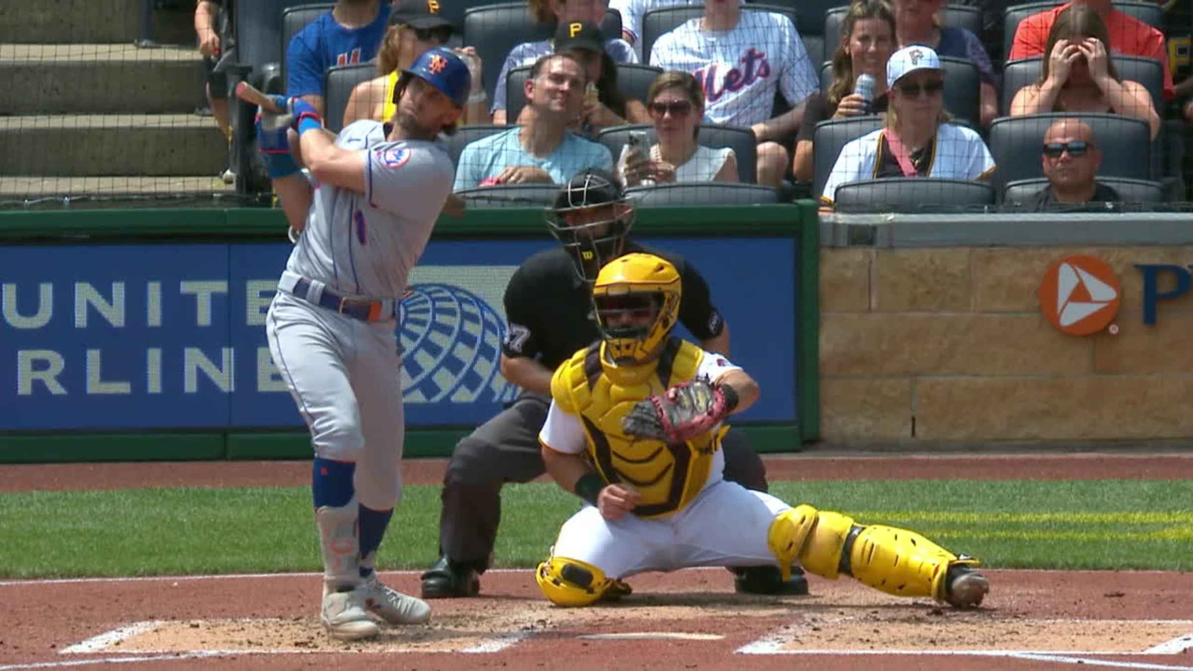 VIDEO: Jeff McNeil Hits Home Run After Fan Heckles Him About 'Power