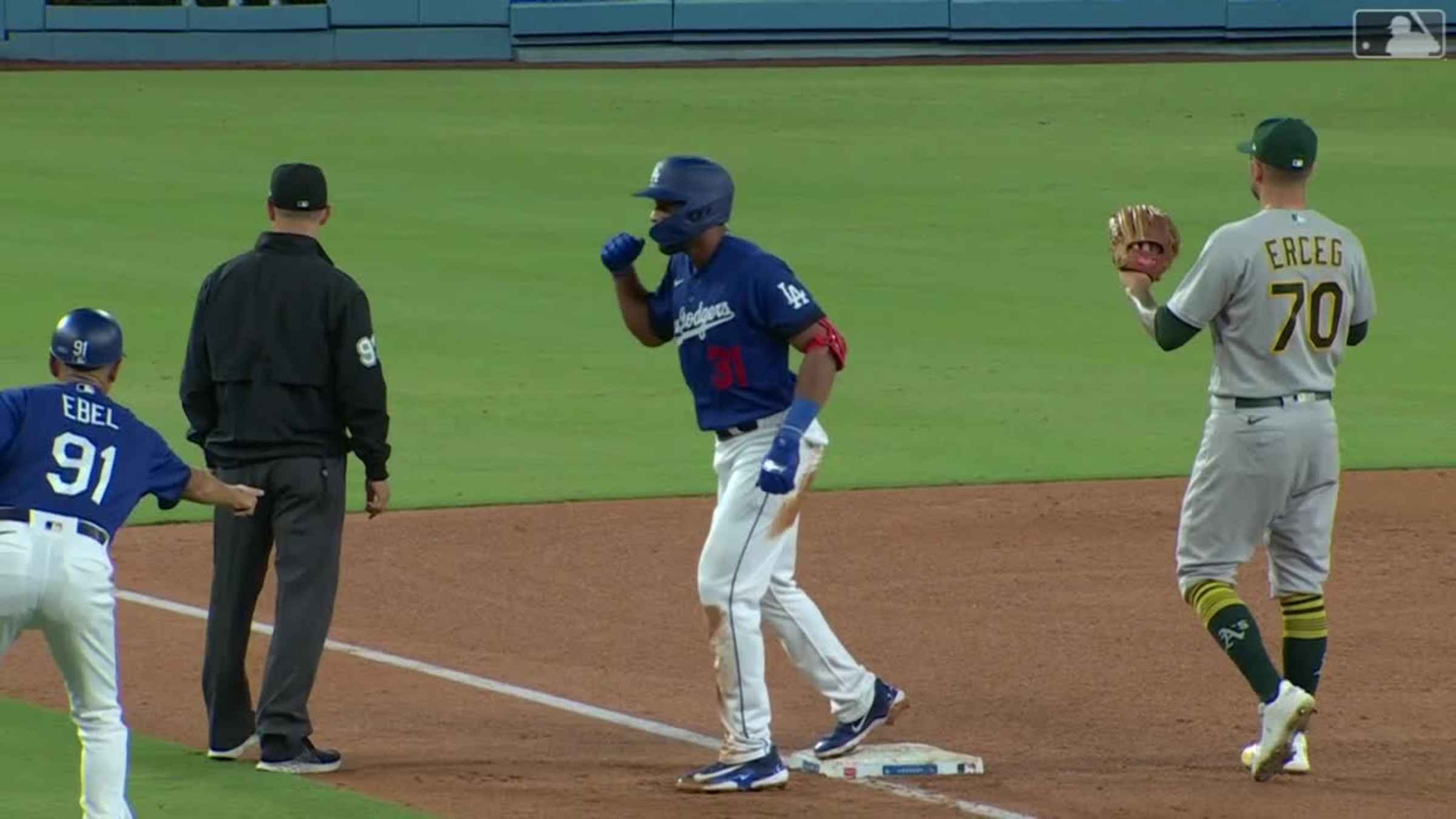 Amed Rosario slaps two-run single, 07/01/2023