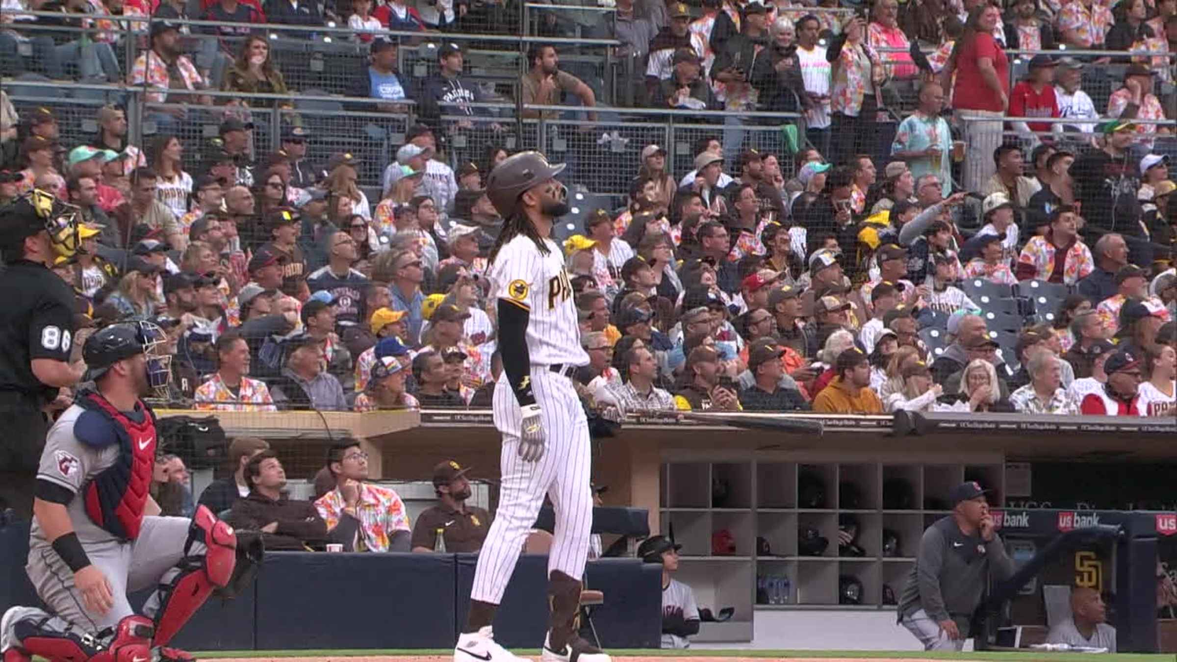 FERNANDO TATIS JR. - BAT FLIP - Custom Baseball Card : r/Padres